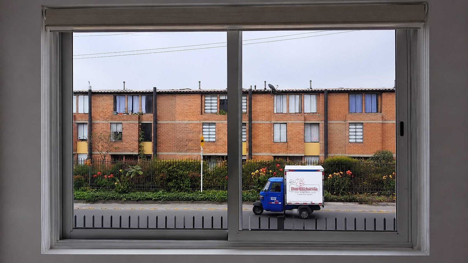 Ventanas termoacústicas para hoteles y apartahoteles en Bogotá